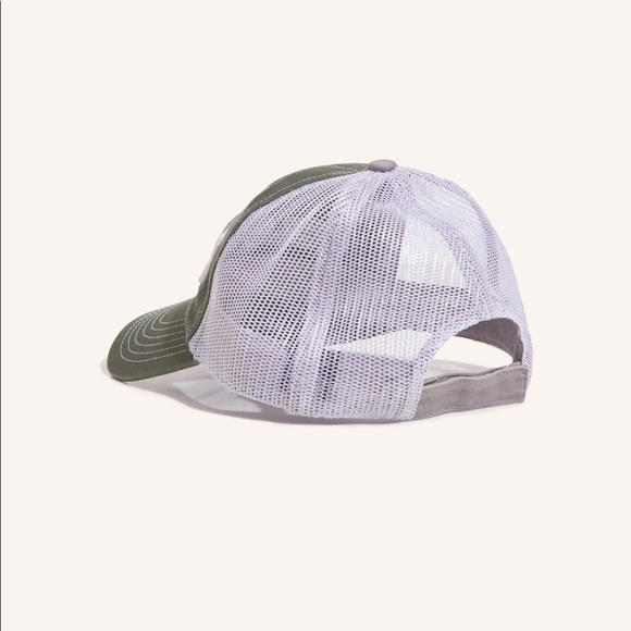 NEW! PELOTON Distressed Hat Two-Tone Design Adjustable Velcro Back Olive Cream - Picture 5 of 7